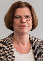 Portraitbild der Senatorin Kristina Vogt